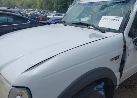 2000 Ford Ranger Xlt from USA, damaged, VIN 1FTZR15X3YPC05968